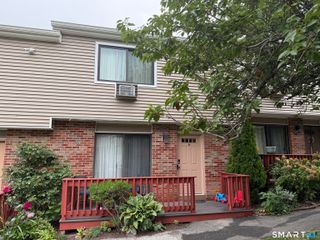 80 lawn Avenue 13, Stamford, CT 06902