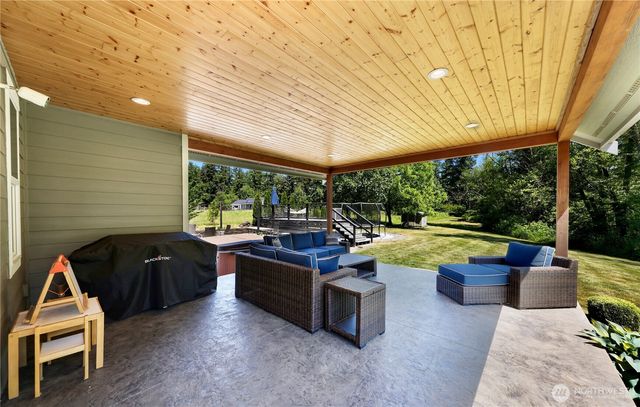 7924 Lavender Lane, Ferndale, WA 98248