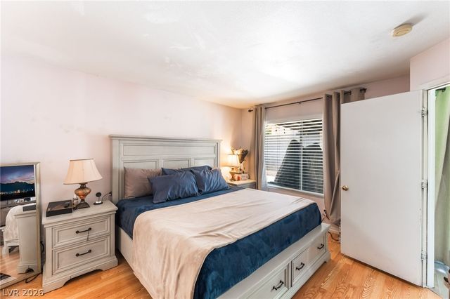 2331 End Run Lane, North Las Vegas, NV 89032