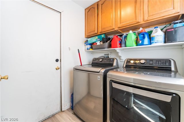 2331 End Run Lane, North Las Vegas, NV 89032