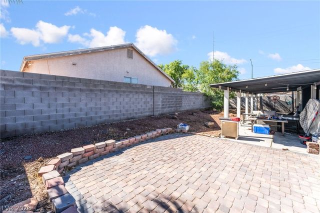 2331 End Run Lane, North Las Vegas, NV 89032