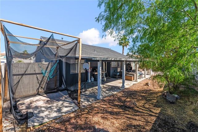 2331 End Run Lane, North Las Vegas, NV 89032