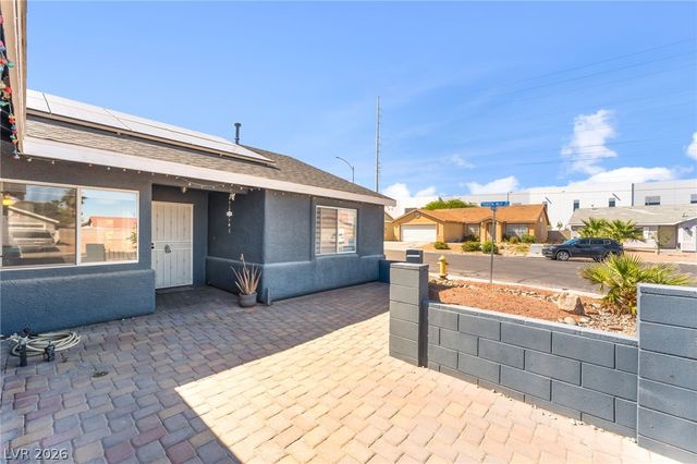 2331 End Run Lane, North Las Vegas, NV 89032