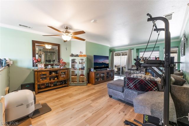 2331 End Run Lane, North Las Vegas, NV 89032