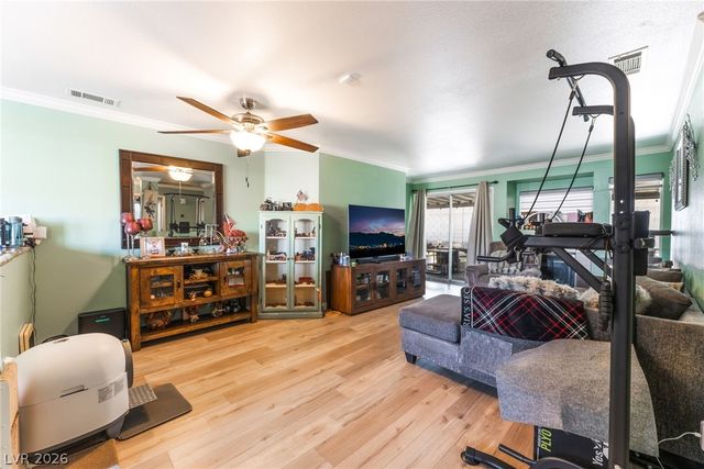 2331 End Run Lane, North Las Vegas, NV 89032