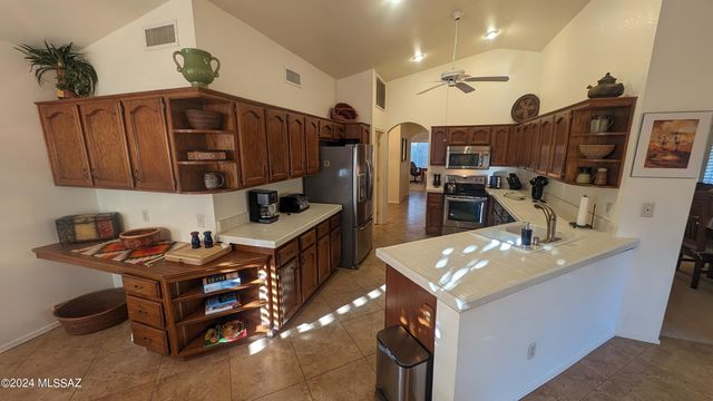 63704 E Cat Claw Lane, Tucson, AZ 85739