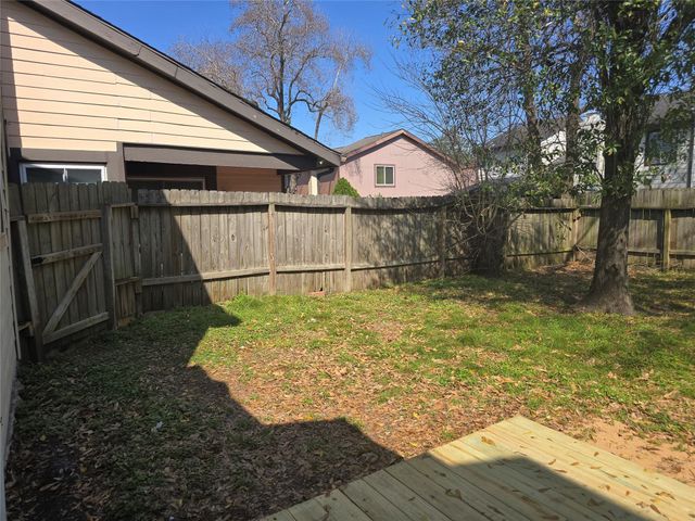 12323 Split Rail Lane, Houston, TX 77071