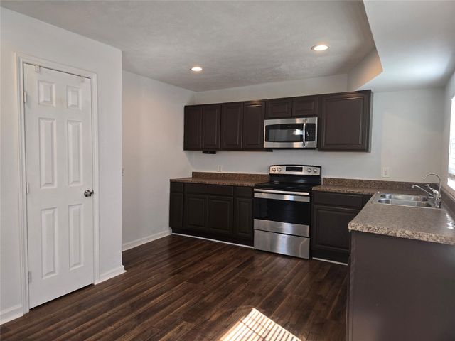 12323 Split Rail Lane, Houston, TX 77071