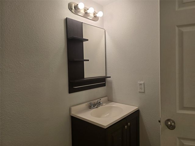 12323 Split Rail Lane, Houston, TX 77071