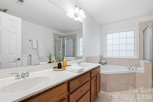 1514 Hawthorne Drive 37, Indian Trail, NC 28079