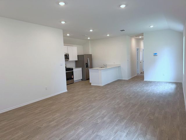 202 CONSTANZA TRL, Bastrop, TX 78602