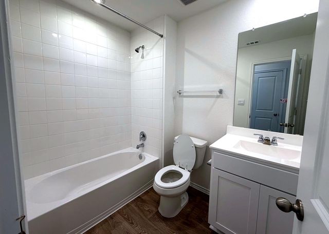 202 CONSTANZA TRL, Bastrop, TX 78602