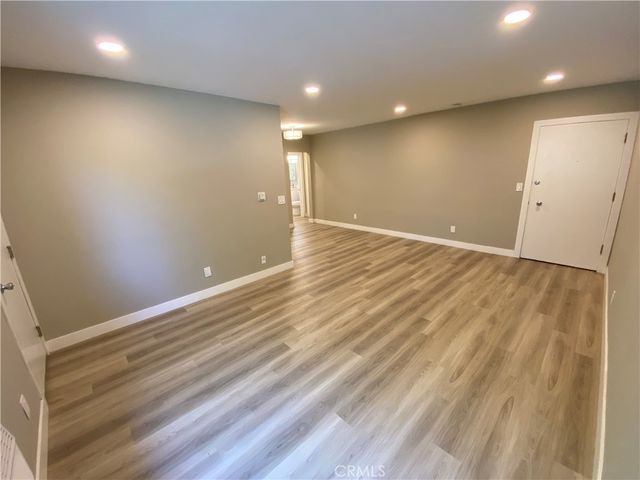 1120 N Laurel Avenue 9, West Hollywood, CA 90046