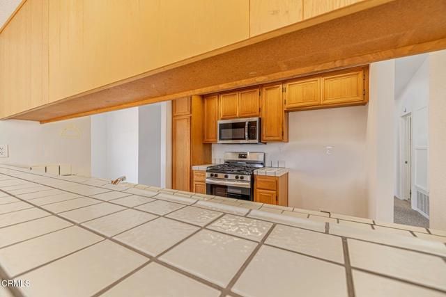 2340 Lightcap Street, Lancaster, CA 93535