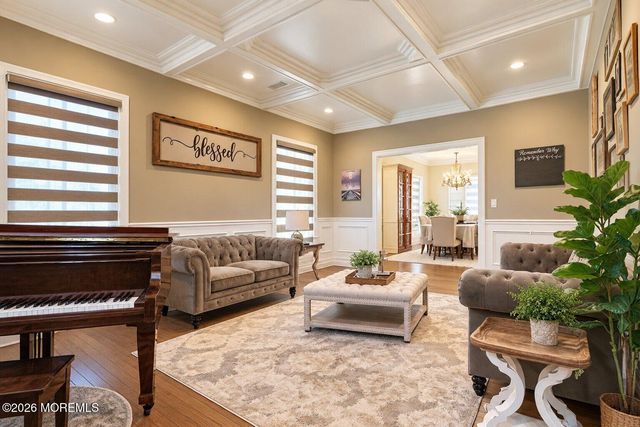 4 Lightfoot Drive, Manalapan, NJ 07726