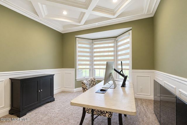 4 Lightfoot Drive, Manalapan, NJ 07726