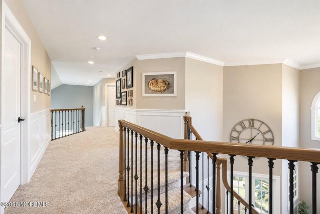 4 Lightfoot Drive, Manalapan, NJ 07726