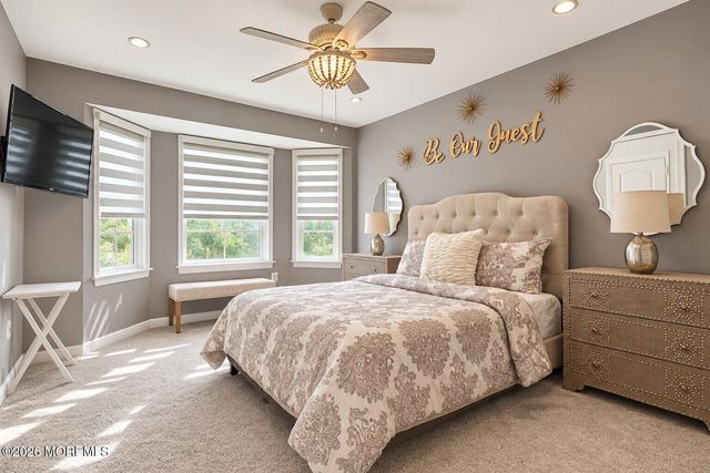 4 Lightfoot Drive, Manalapan, NJ 07726
