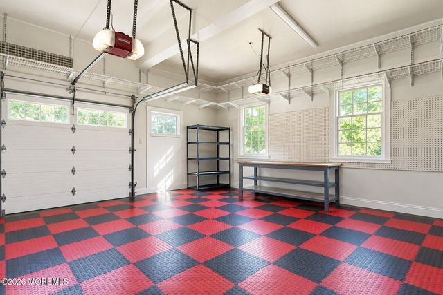4 Lightfoot Drive, Manalapan, NJ 07726