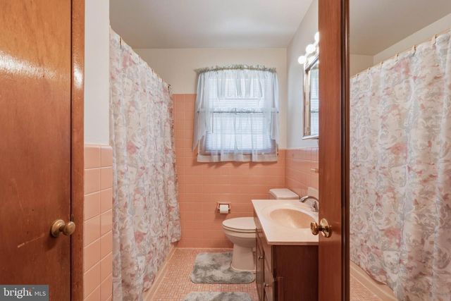 810 W SUMMER RD, Minotola, NJ 08341