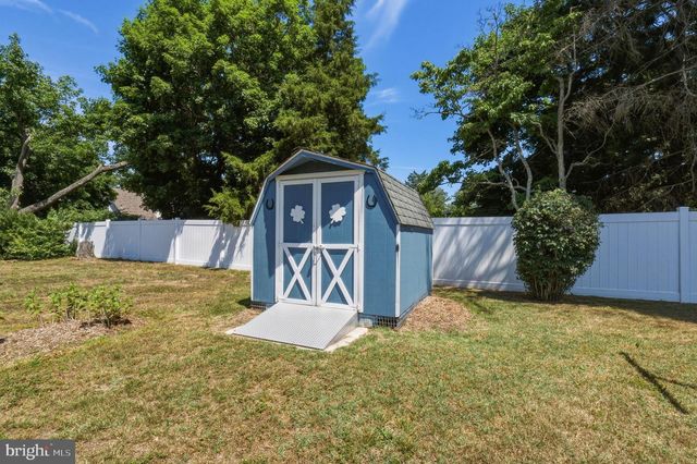 810 W SUMMER RD, Minotola, NJ 08341