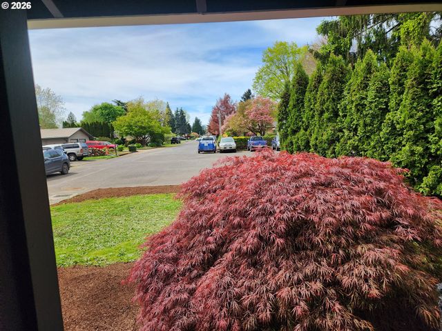 130 Ne 12TH Ave, Canby, OR 97013