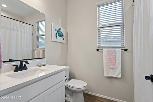 10157 S Rolling Water Drive, Vail, AZ 85641