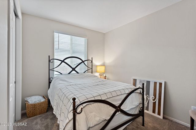 10157 S Rolling Water Drive, Vail, AZ 85641