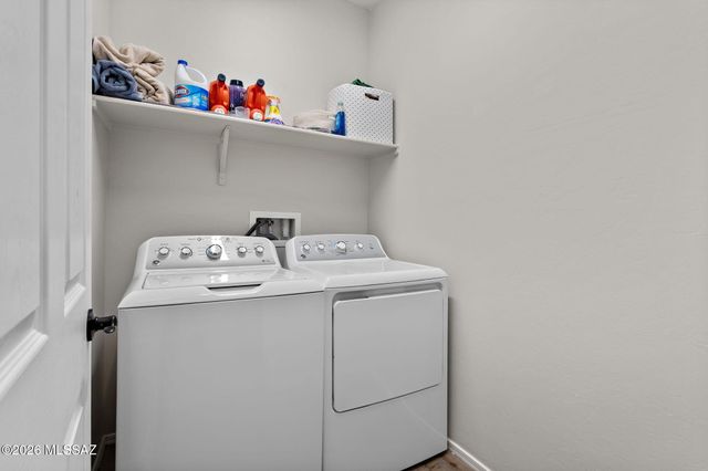 10157 S Rolling Water Drive, Vail, AZ 85641