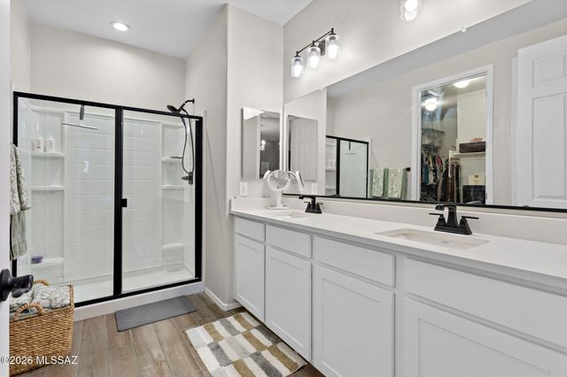 10157 S Rolling Water Drive, Vail, AZ 85641