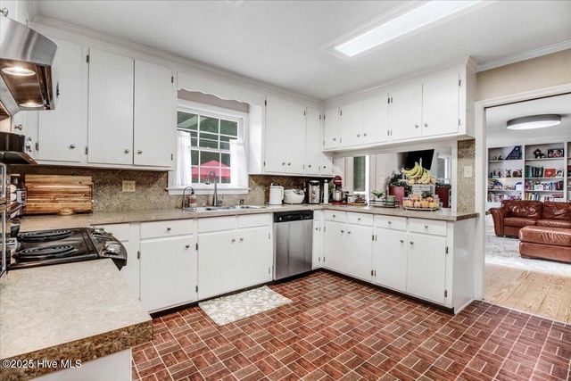 246 S Hillcrest Drive, Goldsboro, NC 27534