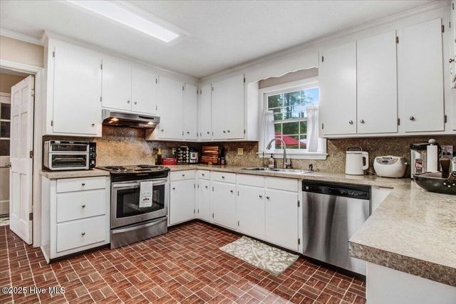 246 S Hillcrest Drive, Goldsboro, NC 27534