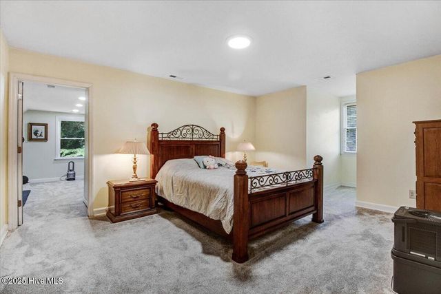 246 S Hillcrest Drive, Goldsboro, NC 27534