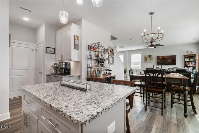 5202 Goshawk Lane, Graham, NC 27253