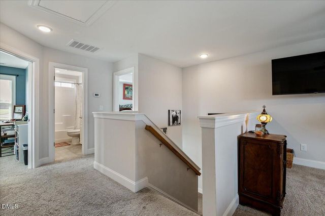 5202 Goshawk Lane, Graham, NC 27253