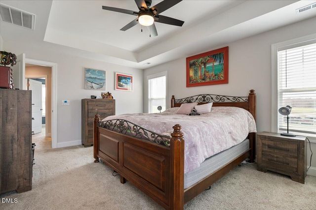 5202 Goshawk Lane, Graham, NC 27253