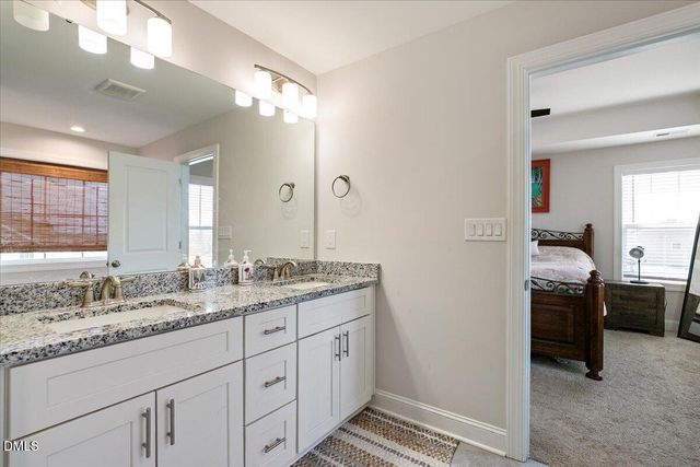 5202 Goshawk Lane, Graham, NC 27253