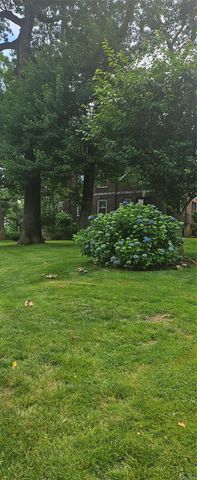 1 Ascot Ridge 1A, Great Neck, NY 11021