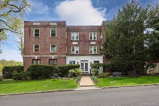 1 Ascot Ridge 1A, Great Neck, NY 11021