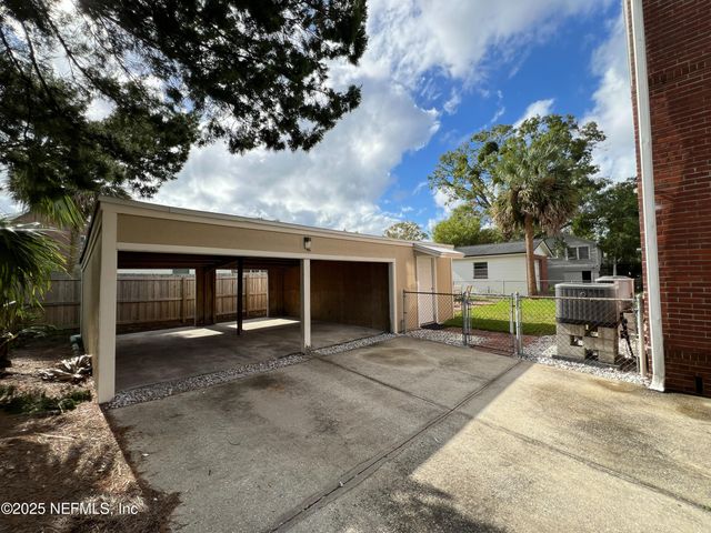 1046 RIVIERA Street LOWER, Jacksonville, FL 32207
