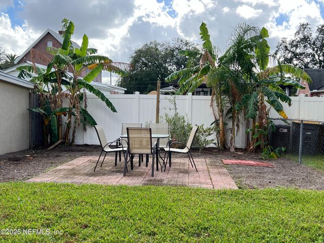 1046 RIVIERA Street LOWER, Jacksonville, FL 32207