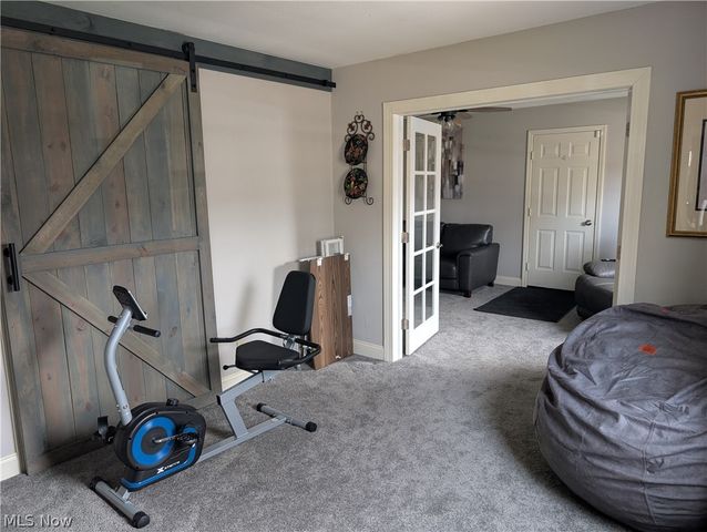 1468 Curtis Avenue, Cuyahoga Falls, OH 44221