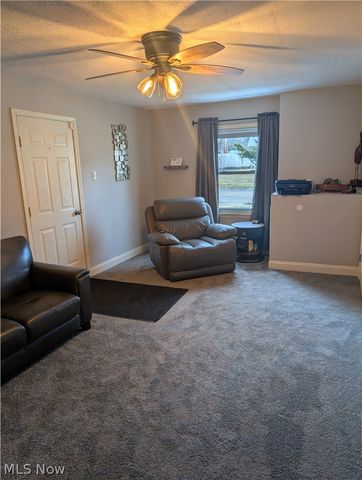 1468 Curtis Avenue, Cuyahoga Falls, OH 44221