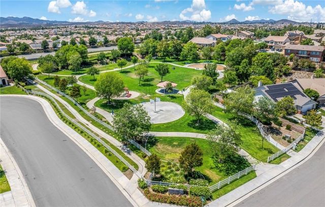 35430 Azalea, Winchester, CA 92596