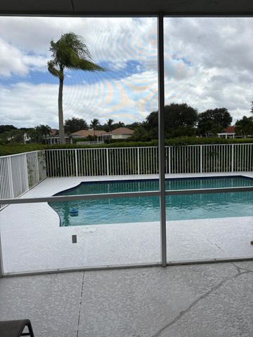 927 Augusta Pointe Drive, Palm Beach Gardens, FL 33418