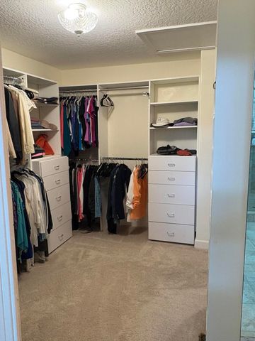 927 Augusta Pointe Drive, Palm Beach Gardens, FL 33418