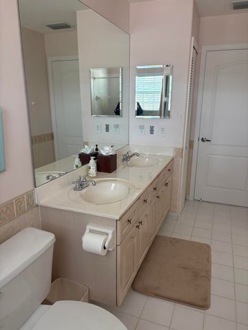 927 Augusta Pointe Drive, Palm Beach Gardens, FL 33418