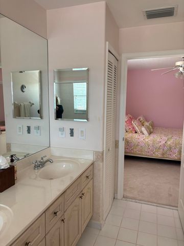927 Augusta Pointe Drive, Palm Beach Gardens, FL 33418