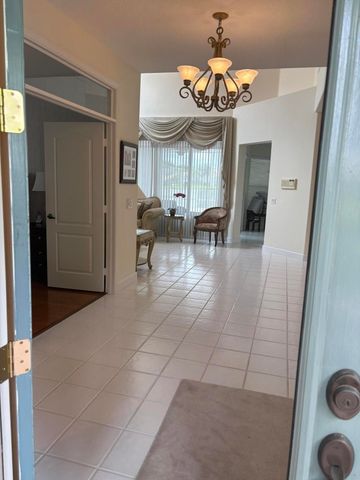 927 Augusta Pointe Drive, Palm Beach Gardens, FL 33418