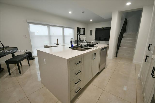 1339 NW 2nd Ln, Florida City, FL 33034